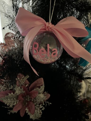 bola navideña lazos